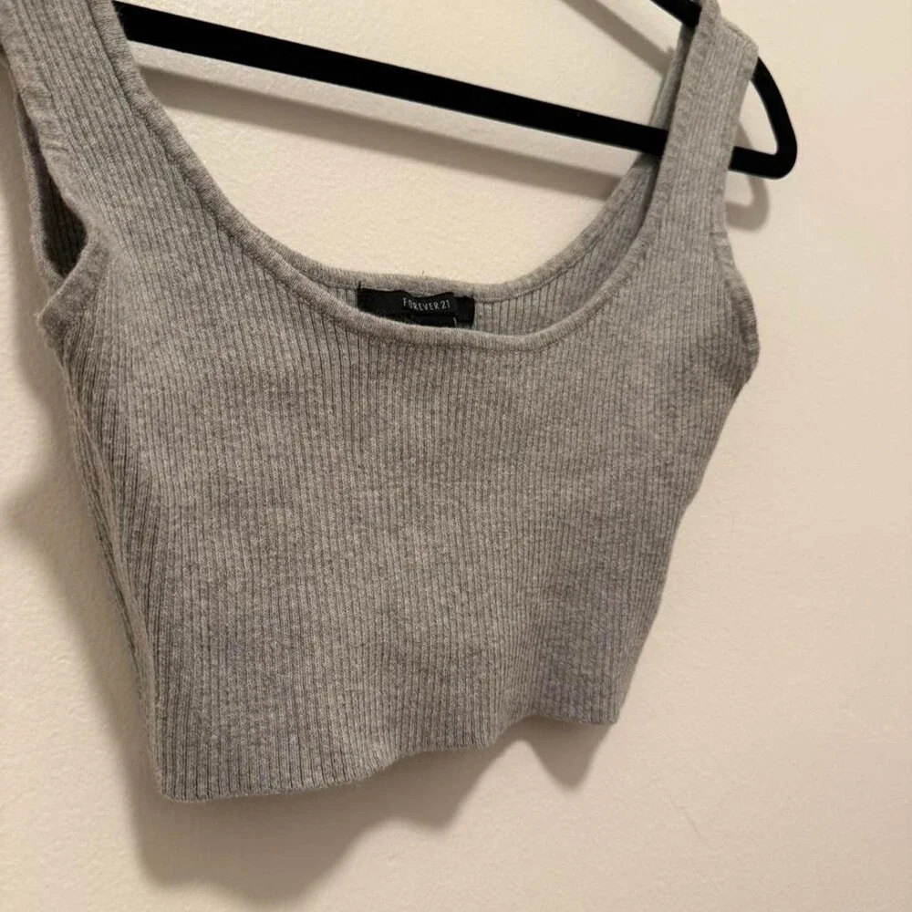 Forever 21 Women's Grey Crop-top - Picture 3 of 4